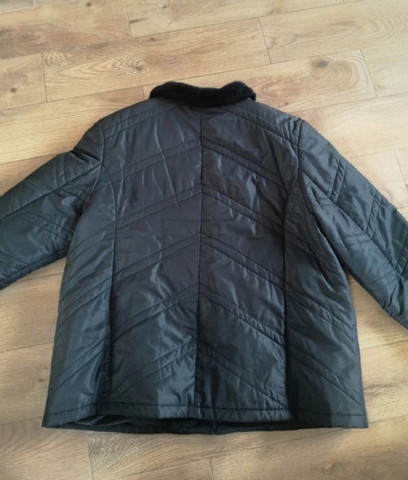 Czarna kurteczka plus size