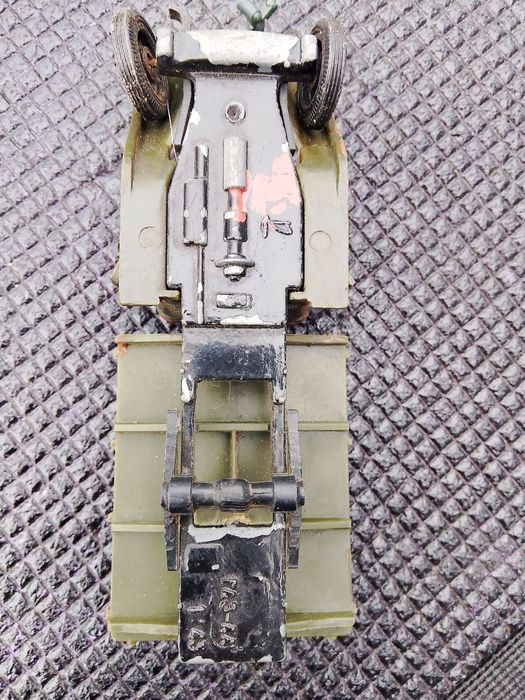 Модель грузовика.