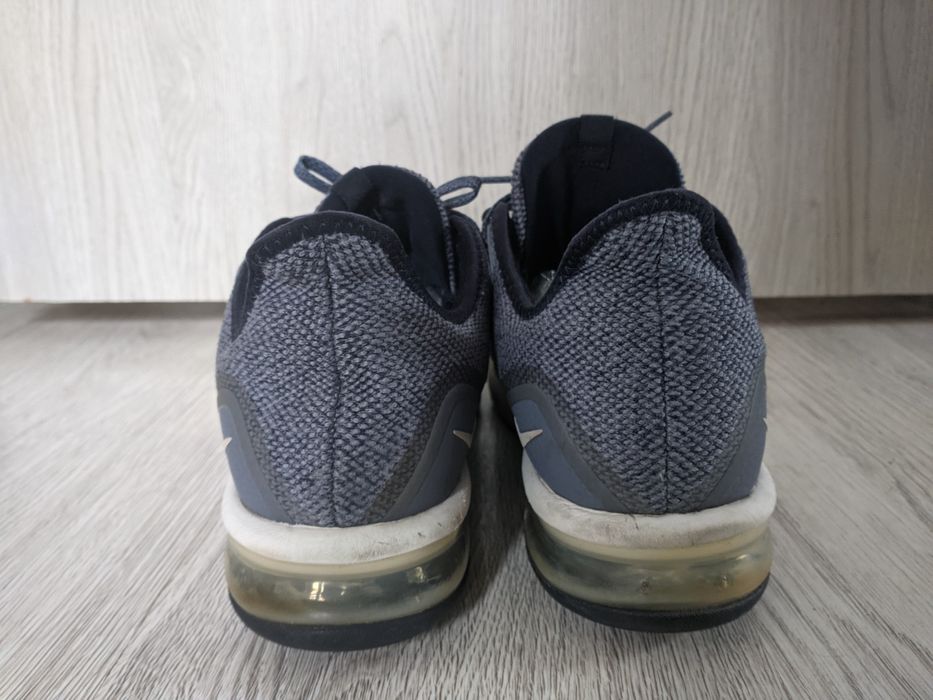 Buty męskie Nike Air Max 44 28,7 cm | wada amortyzacji