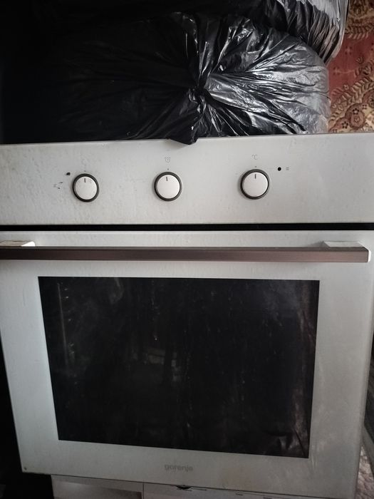 Встраиваемая духовка Gorenje