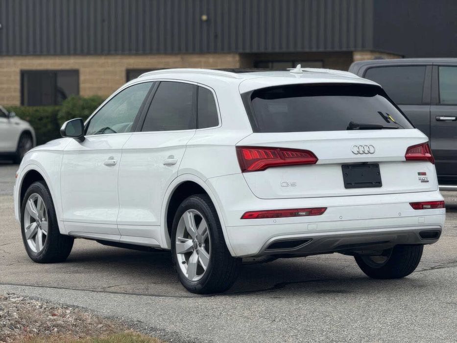 Audi Q5      2018