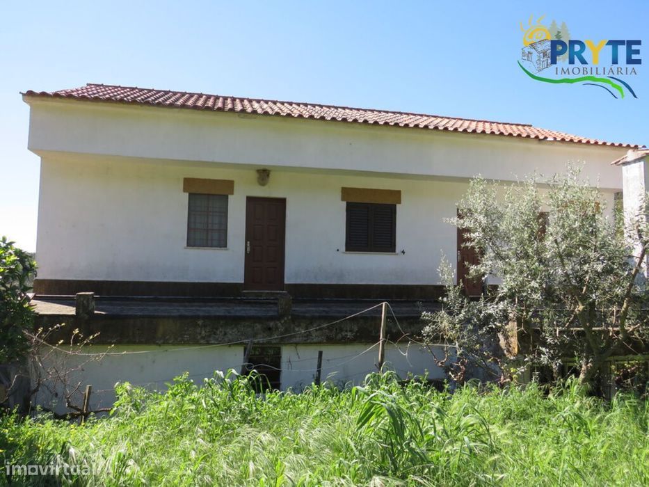 Property for sale with excellent location - Mação