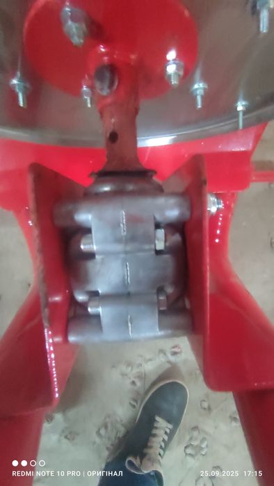 Розкидач DEXWAL 500л, Рум, Лійка Оригінал Англія.