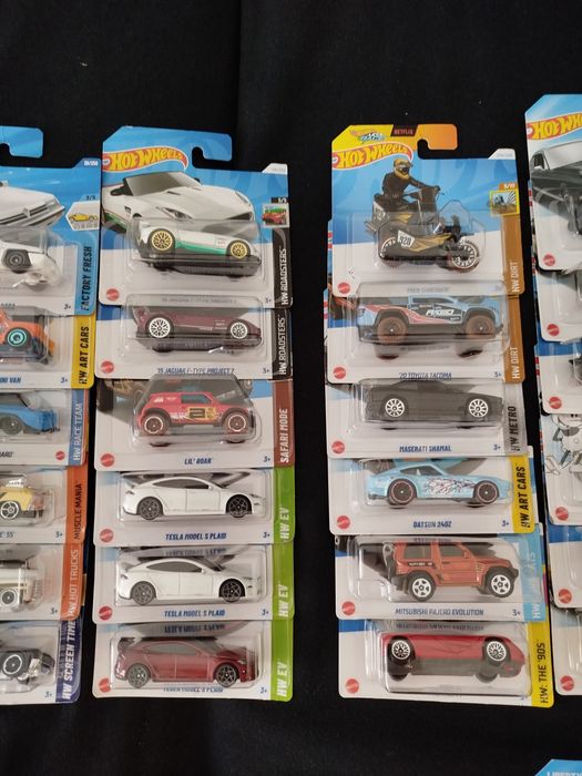 Hot Wheels - Vários