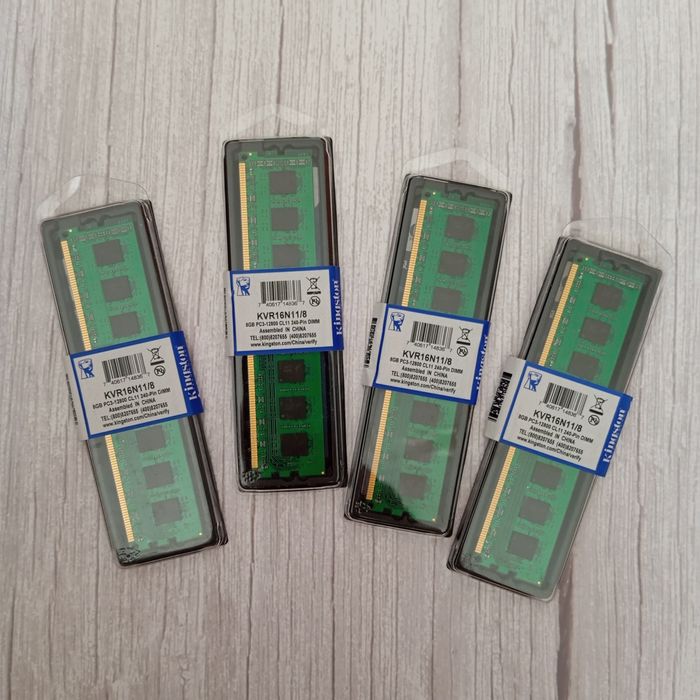 Оперативная память Kingston DDR3 1600 MHz 4 x 8 Gb, RAM