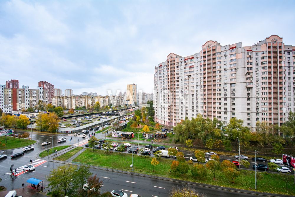 Продаж 2К квартири Григоренка 22/20 Позняки Дарницький рн