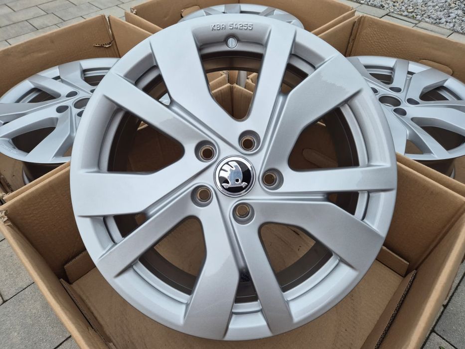 Felgi 17" 5x112 Skoda OEM Kodiaq Karoq Octavia Srebrne Nowe | #CEV17