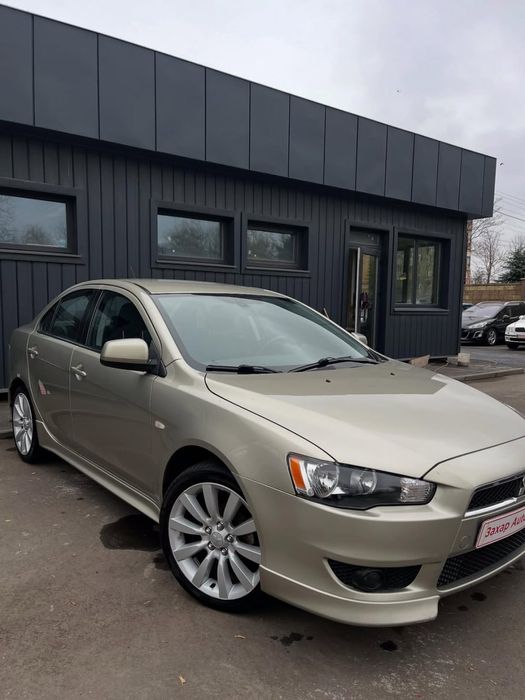 Продам Міцубісі Ланцер