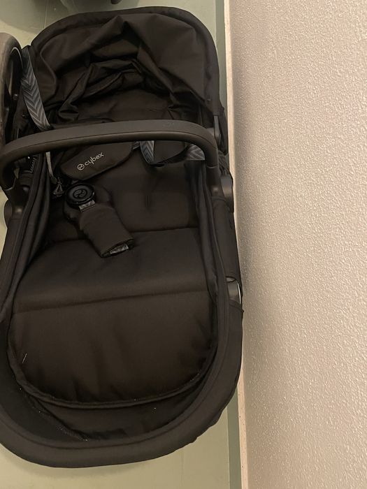 Carrinho Trio Cybex EOS para bébé