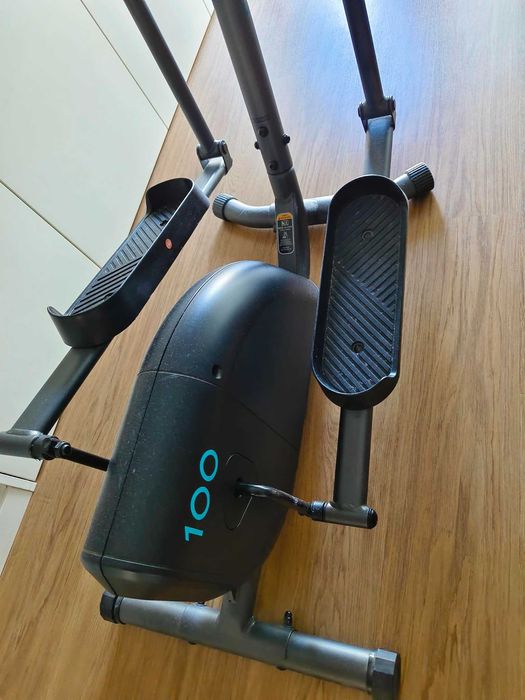 Fantástica Bicicleta Elíptica Domyos 100