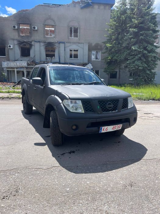 Nissan navara D40