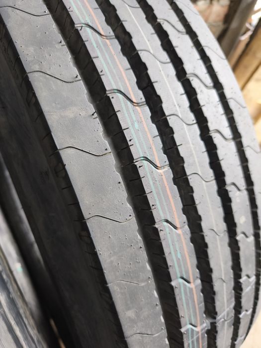 Шини 12R22.5 Dunlop нові