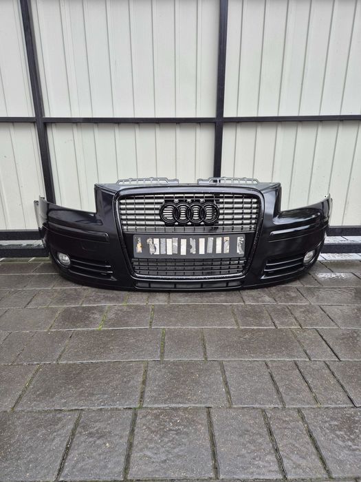 Zderzak przód przedni AUDI A3 8P LIFT rok 06 kod lak LZ9Y