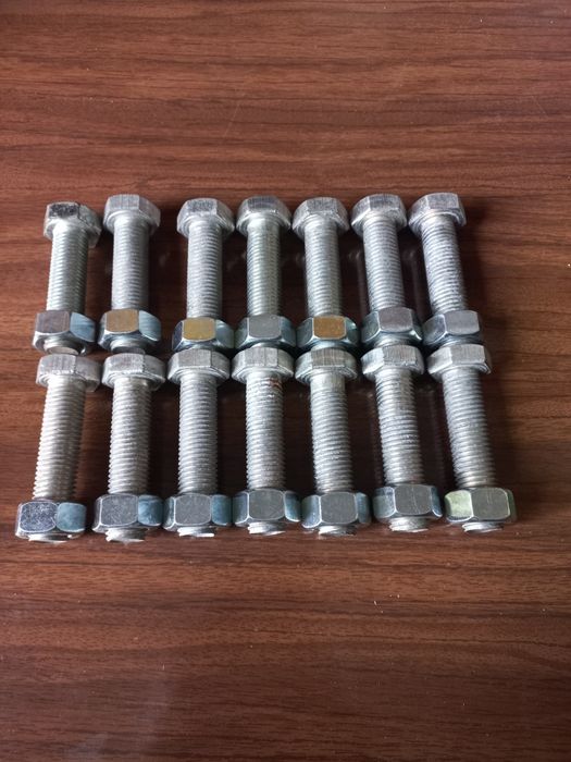 Болти оцинковані М16× 65  М16×70 з гайками. Нові