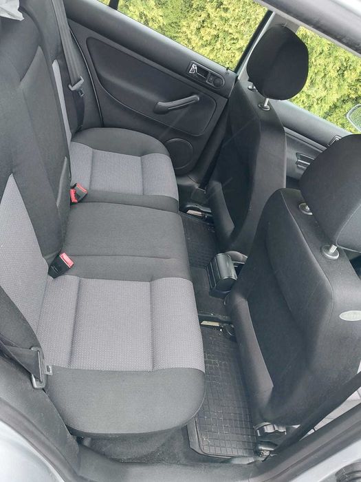 VW Golf 4   1,6 benzyna/Gaz