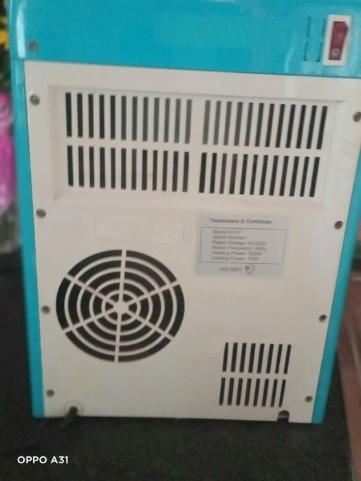 Кулер для воды Hotfrost настольный