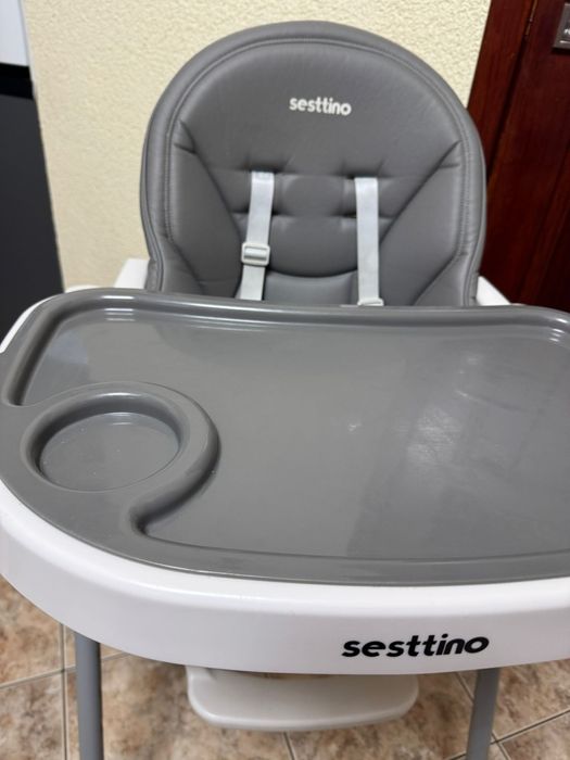 Fotelik  do karmienia