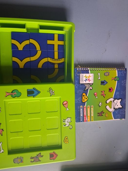 Гра-лабиринт Кішки-миші від Smart games