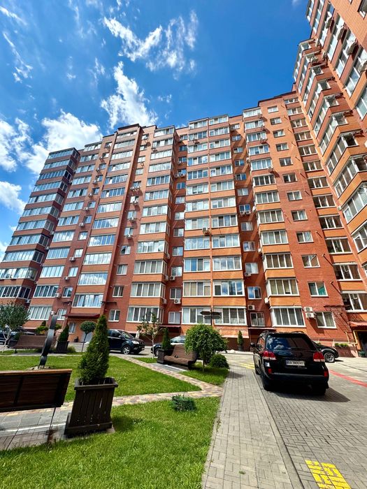 Продаж просторої 3-х кімнатної квартири у ЖК Симфонія