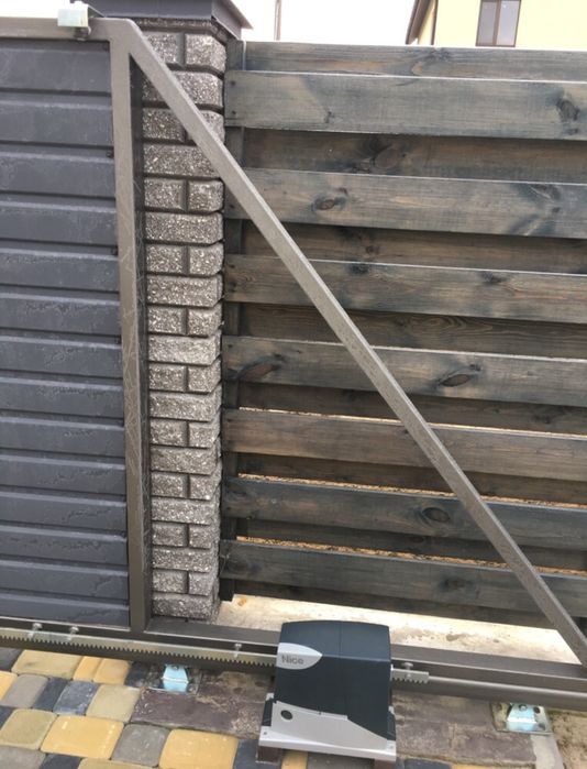 Петропавловская Борщаговка,дом