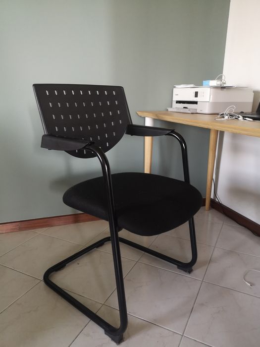 Cadeira Secretária Como Nova