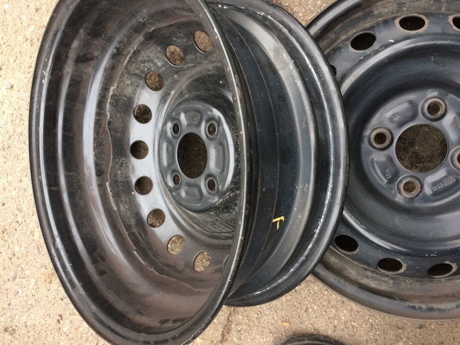 Диски 15 Ниссан Ноут, Микра, Дачия логан, Рено Канго 4шт 2шт: 1 150 грн ...