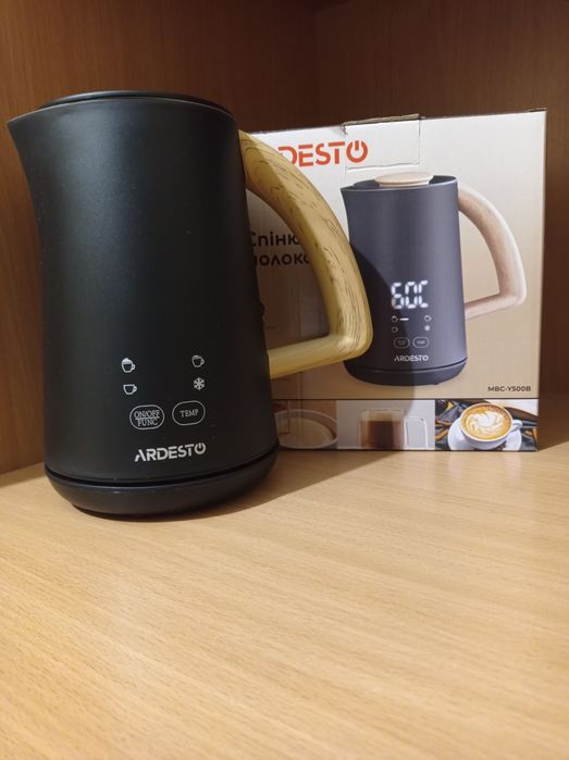 Капучинатор Ардесто Ardesto MBC-Y500B