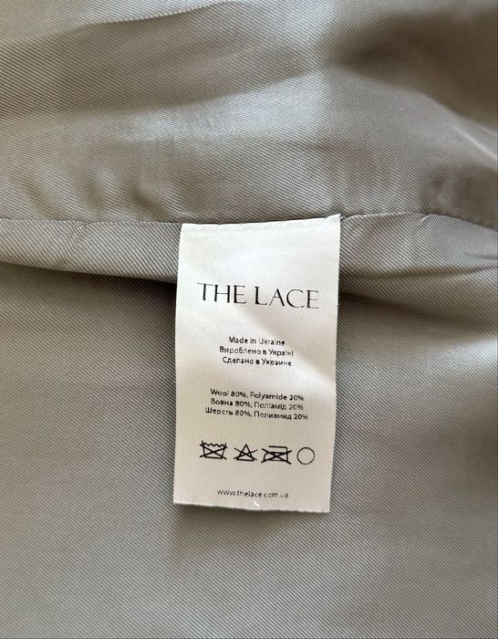 Вовняне пальто THE LACE, 80% вовни, розмір L, ідеальний стан