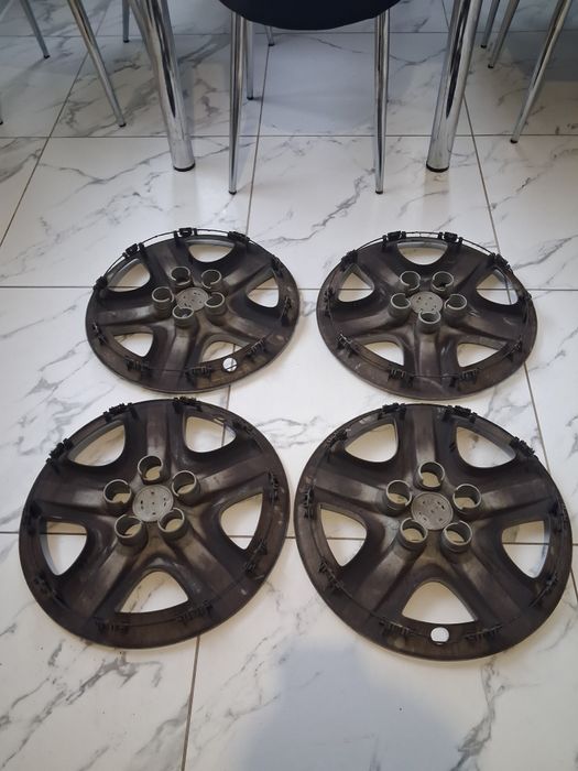 Ковпаки на машину.Opel.