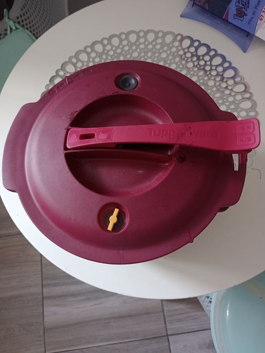 Do gotowania w mikrofali Tupperware