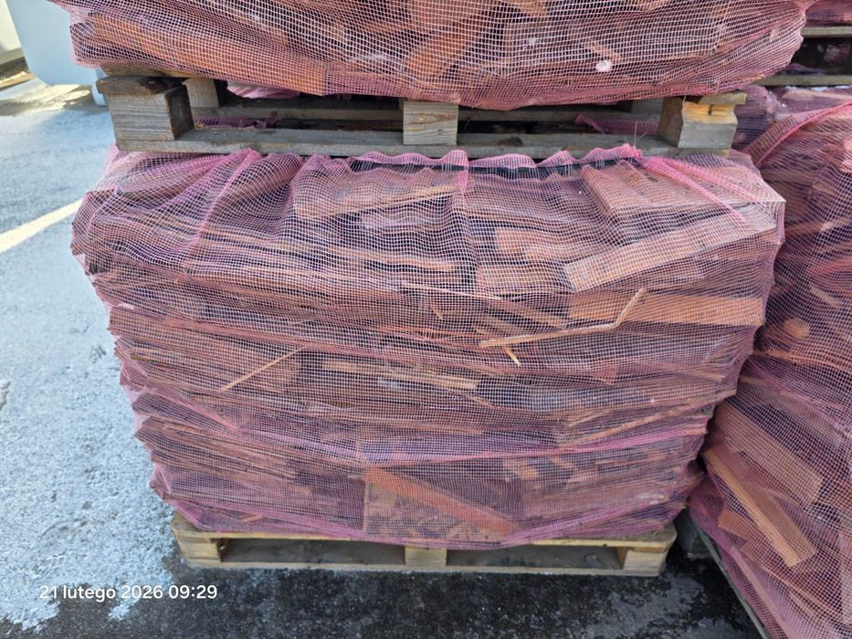 Drewno opalowe  w paletach