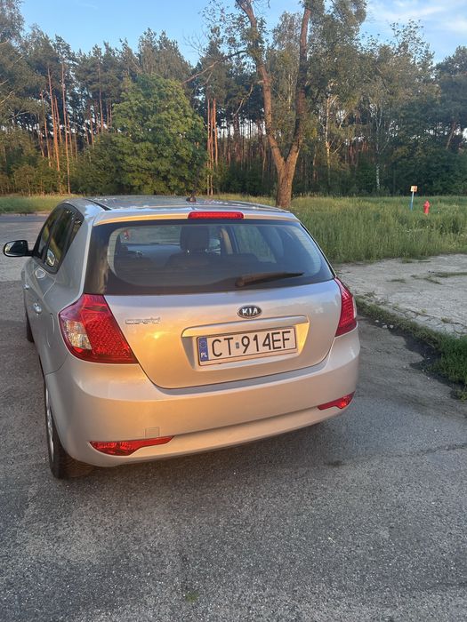 Samochód Kia ceed 1,4