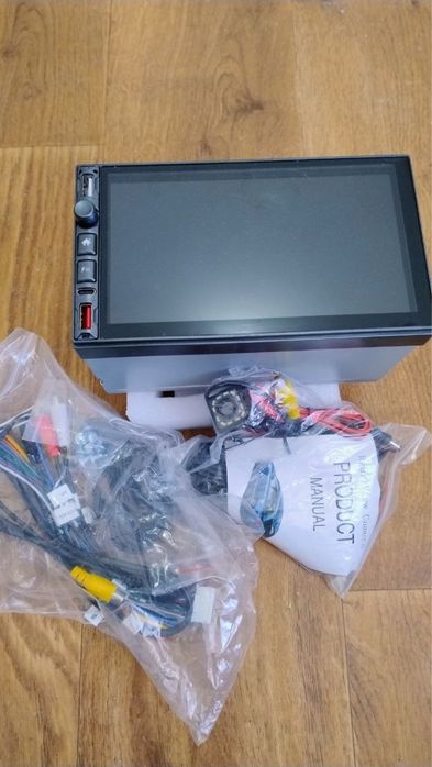 CarPlay & Android Auto з камерою задного виду