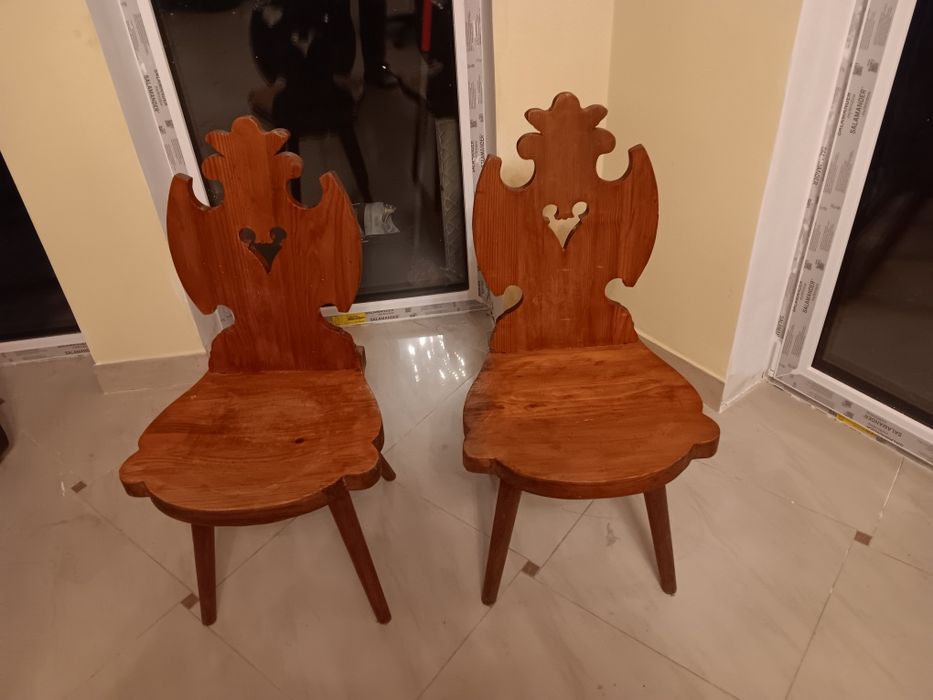 krzesła drewniane lite drzewo
