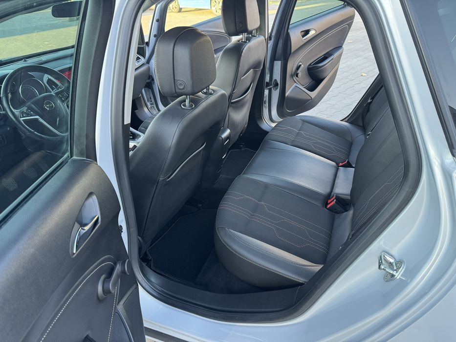 Opel Astra J  LIFT! 1.4 turbo Klima Alu PDC ! Serwis! 171 TKM!