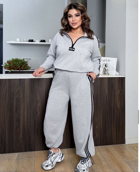 Костюм спортивный новый 48-50 , L-Xl