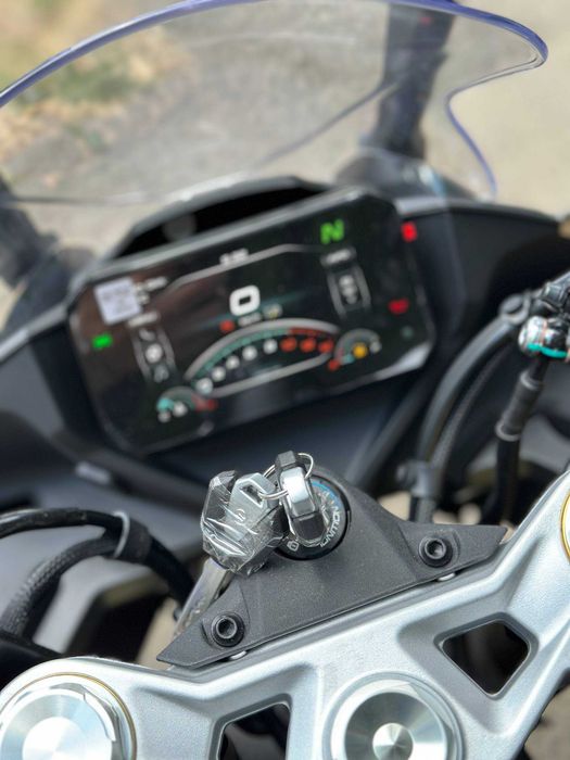 Мотоцикл CFMOTO 450SR