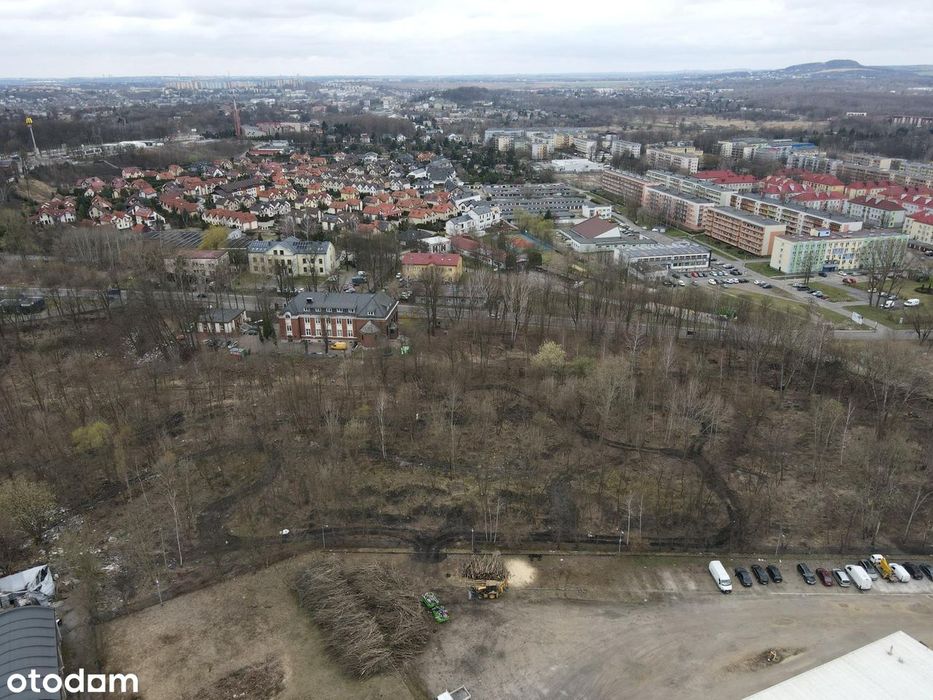 Działka 2513 m² z mediami i dobrym dojazdem