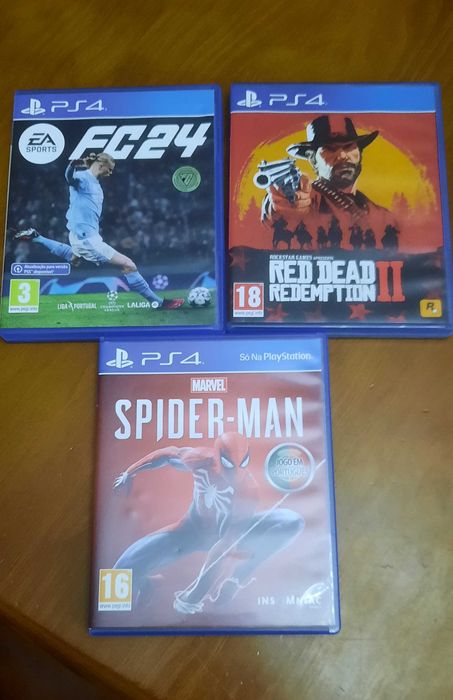 PS4 1TB+ 2comandos + 3 jogos