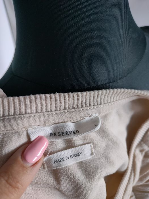 Beżowa bluza z pieskiem