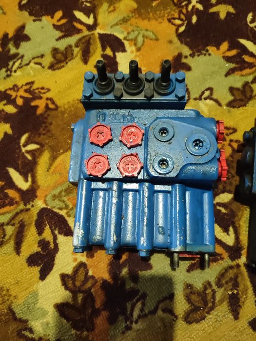 Гидрораспределитель