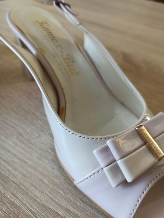 Cudowne lekkie obcasy r 37