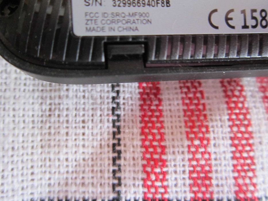 ZTE MF900 4G LTE 10 SIM card slot WiFi 2.4/5.8GHz