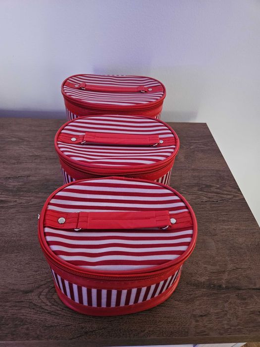 Kosmetyczka Kuferek Organizer 3w1