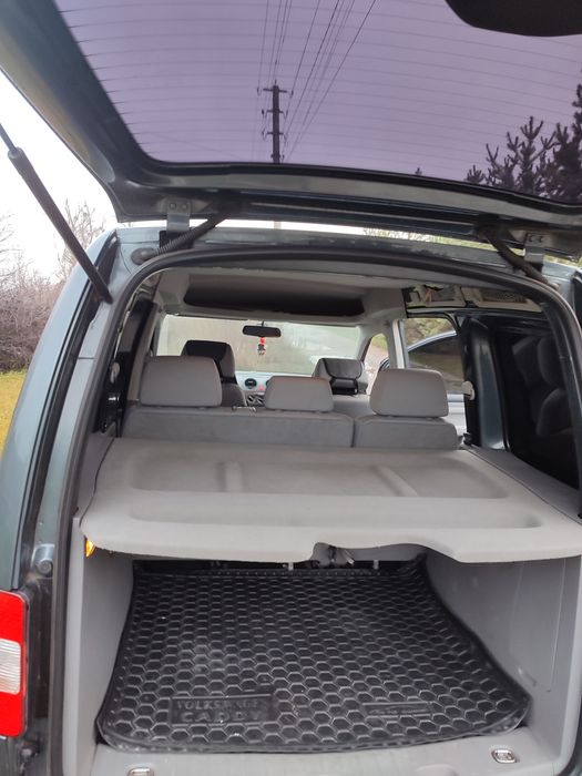 Фольксваген Кадді пасажир 1.6