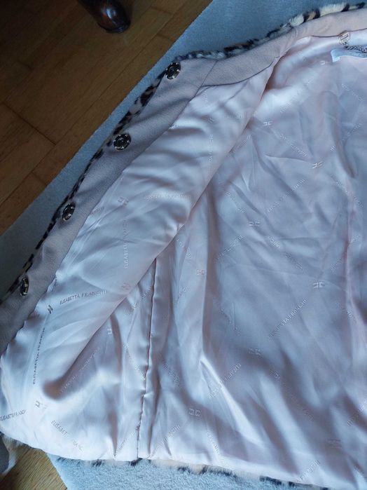 Casaco de pelo, Elisabetta Franchi