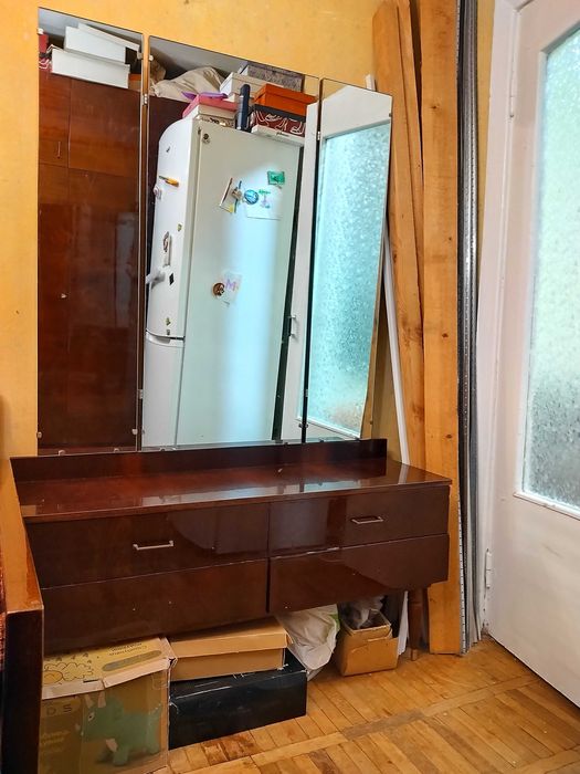 Спальня колір темний горіх