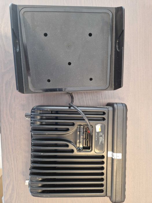 Radiotelefon Motorola MC2100 + podstawka