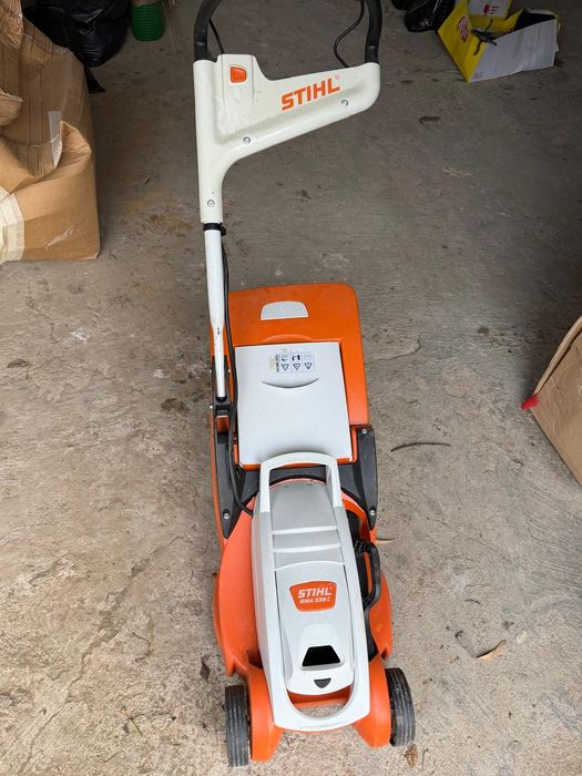 Corta-Relva a Bateria STIHL RMA 339