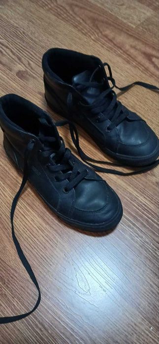 Дитячі шкіряні кеди